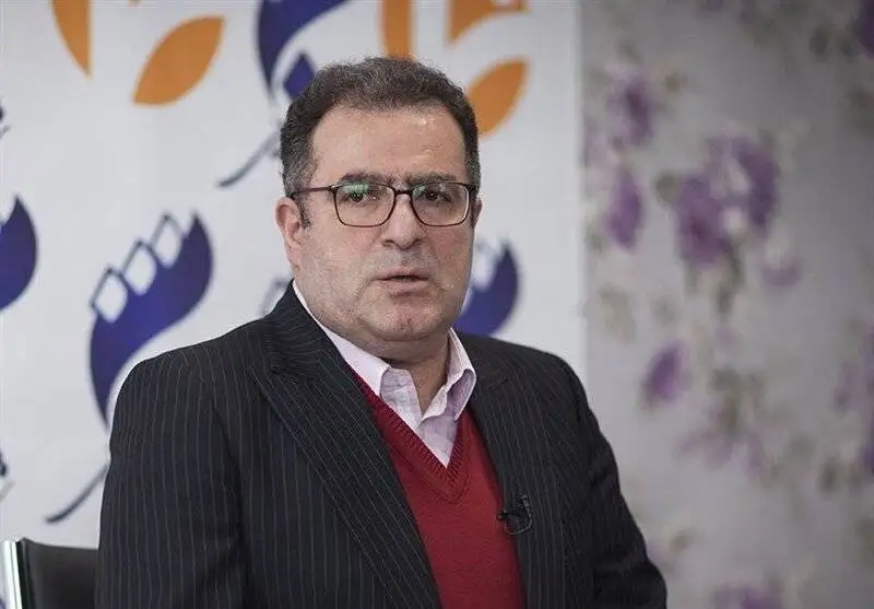 جدال قلمی بر سر وحید جلیلی -   دوران برچسب زنی گذشته است