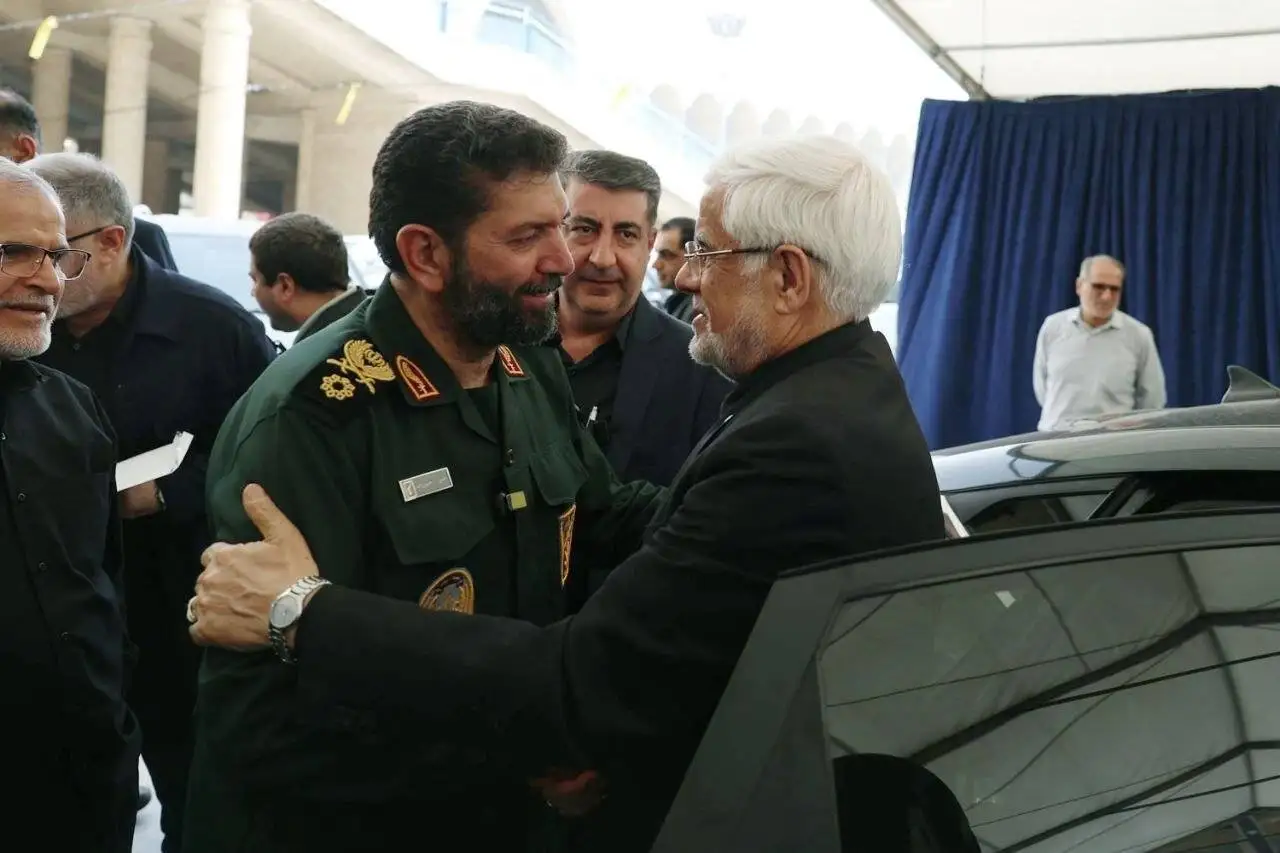 نخستین تصاویر از سردار احمد وحیدی پس از جنگ در 2مراسم - عارف و 2 فرمانده عالیرتبه سپاه در یک قاب