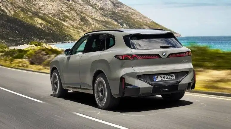 700 کیلومتر با یک شارژ - bmw از جاه طلبانه ترین شاسی بلند برقی خود رونمایی کرد + تصاویر