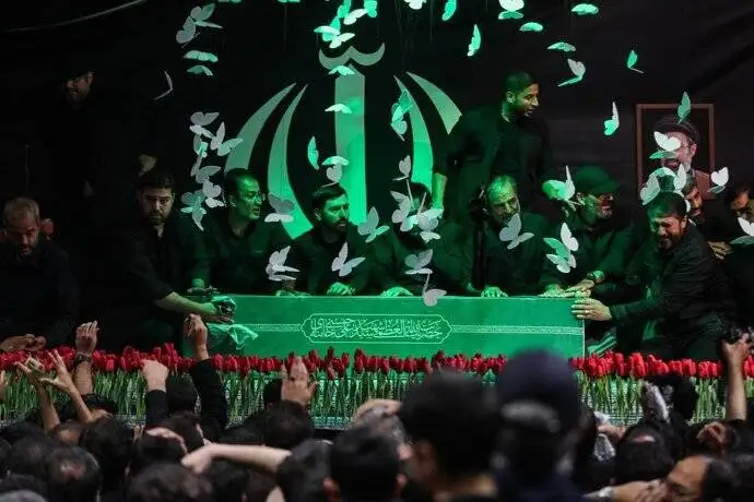 در فراق خورشید - بررسی رخدادهای مقدماتی وداع و تشییع رهبر شهید انقلاب در پایتخت