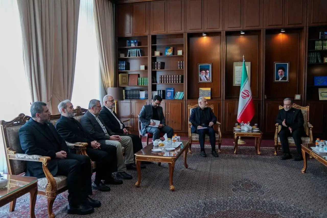 عراقچی: ایران اجرای بند نخست تفاهم ایران و آمریکا درمورد لبنان را با جدیت پیگیری می کند + عکس