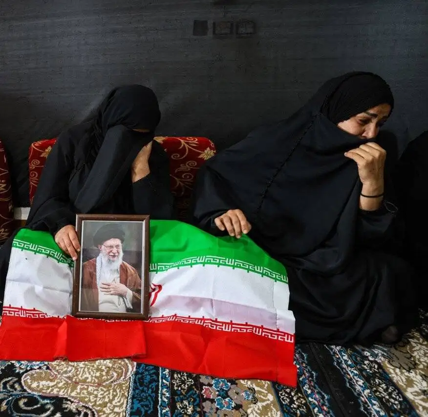ادای احترامی خالصانه و غریبانه