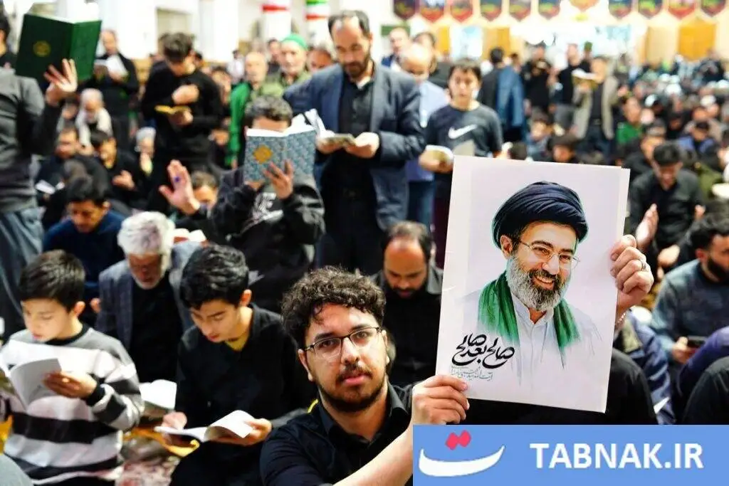 رهبر شهید جوانان را چگونه توصیف می کردند؟ - روایتی از مهم ترین فرازهای بیانات ایشان