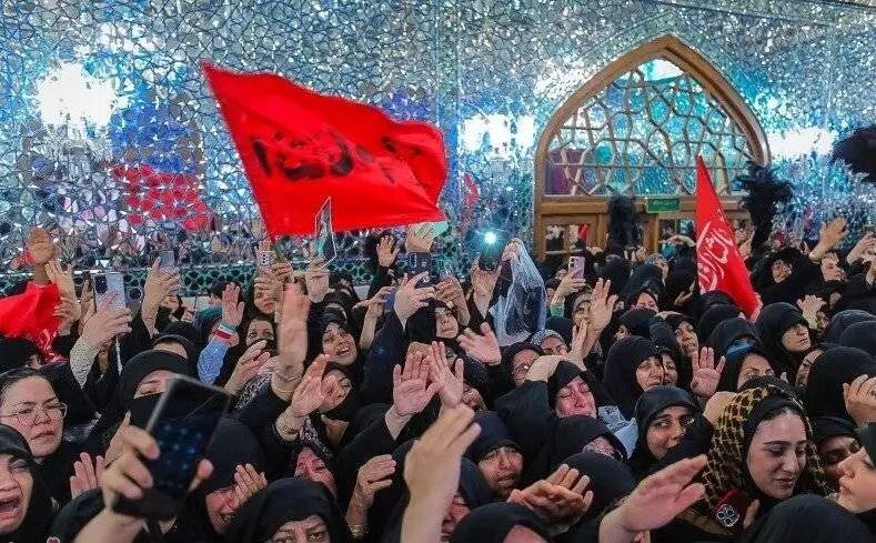همسایه خورشید - گزارش تصویری از حضور میلیونی زائران در رواق دارالذکر حرم رضوی
