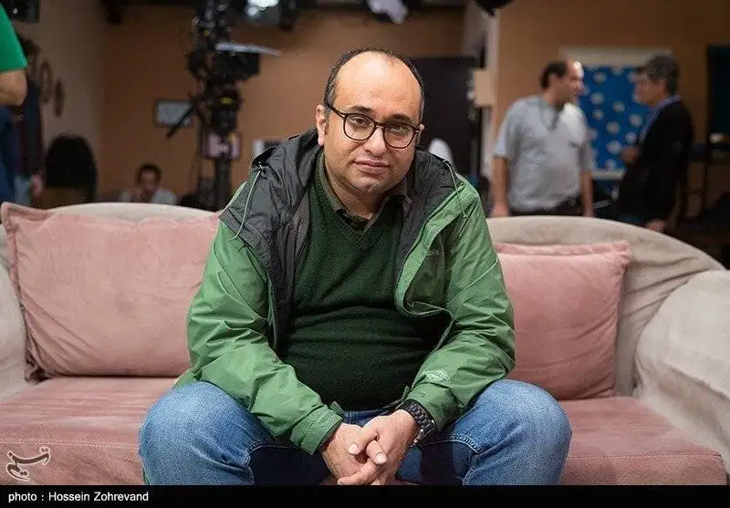 سرطان از کار دورم کرد، تئاتر مرا به زندگی برگرداند - افشین هاشمی مرا از بستر بیماری بلند کرد - هنرمندانمان را به خاطر تفاوت دیدگاه ها از دست دادیم