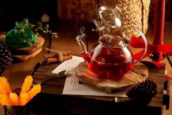 8 خوراکی سیاه با فواید شگفت انگیز برای بدن