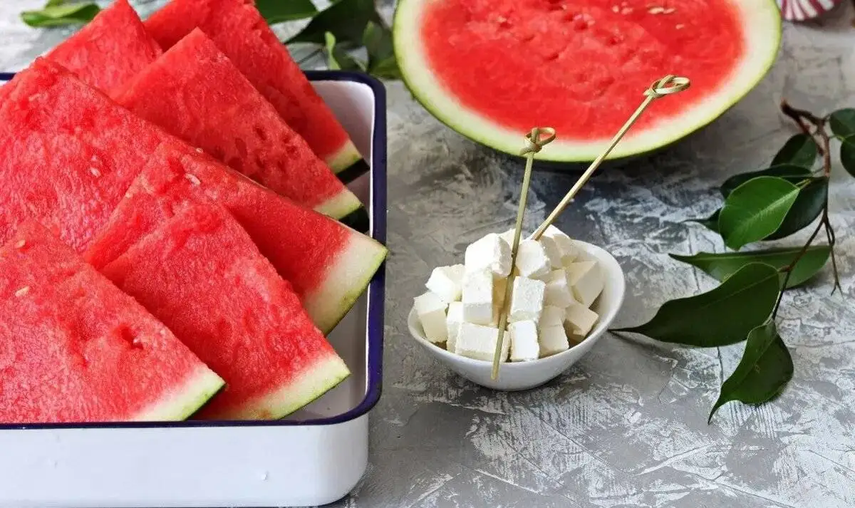 اگر این خوراکی ها را با هم بخورید حالت تهوع می گیرید