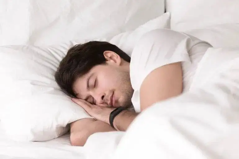 چگونه اختلالات خواب منجر به آلزایمر و دیابت می شود؟
