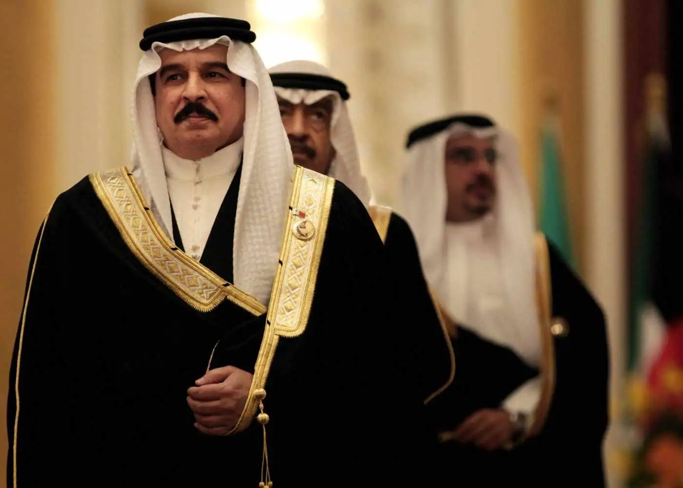 خلیج فارس در مسیر بازتعریف راهبردی - از اقتصاد نفتی تا تله اسرائیل؛ کالبدشکافی رفتار راهبردی کشورهای حاشیه جنوبی خلیج فارس