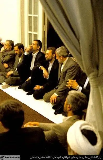 تصویر - تصویری از ایام گذر خدمت شهید لاریجانی و پزشکیان؛ از وزیری بهداشت تا ریاست جمهوری، از رئیس سازمان صداوسیما تا شهادت