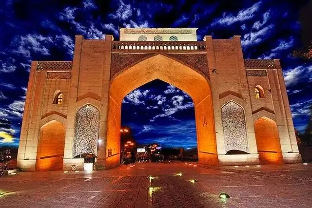 از حصار تا یادگار - آشنایی با برخی از دروازه های تاریخی ایران که همچنان پابرجا هستند