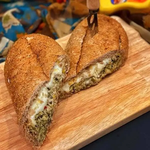 سلنا گومز هر روز سر صحنه این ناهار پروتئینی را می خورد؛ راز یک انتخاب ساده و سیرکننده