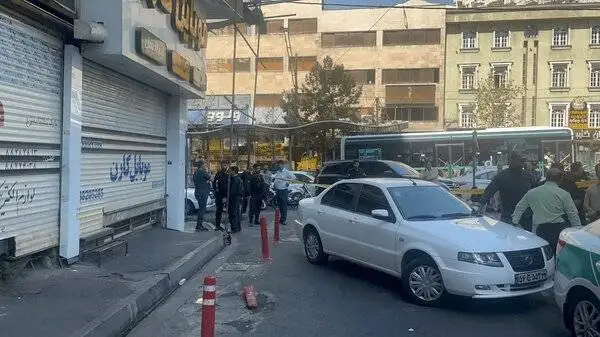 فوری؛ گروگانگیری در خیابان ولیعصر تهران + ویدئو و عکس