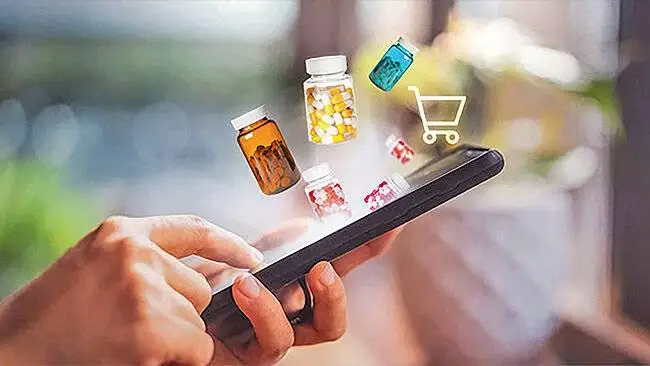 مجوزی که فقط در روزهای سخت کرونا و جنگ اعتبار داشت - پشت پرده اختلاف بر سر دارورسانی آنلاین