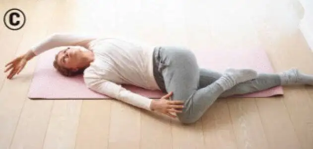 8 حرکت ورزشی ساده برای رهایی از سردردهای تنشی