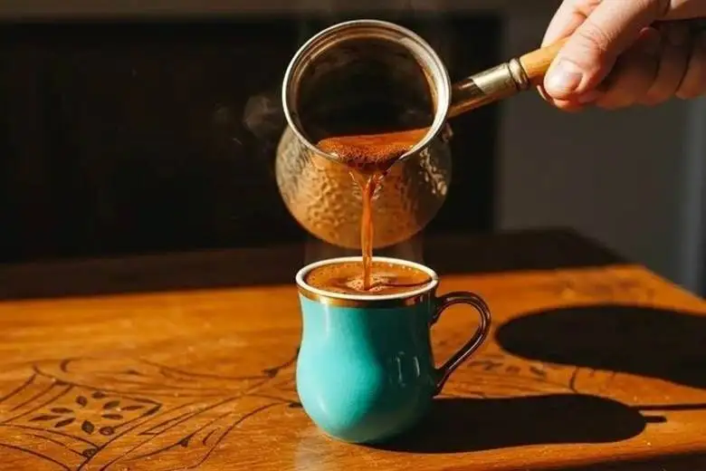 9 فایده شگفت انگیز قهوه؛ از سلامت مغز تا کاهش وزن