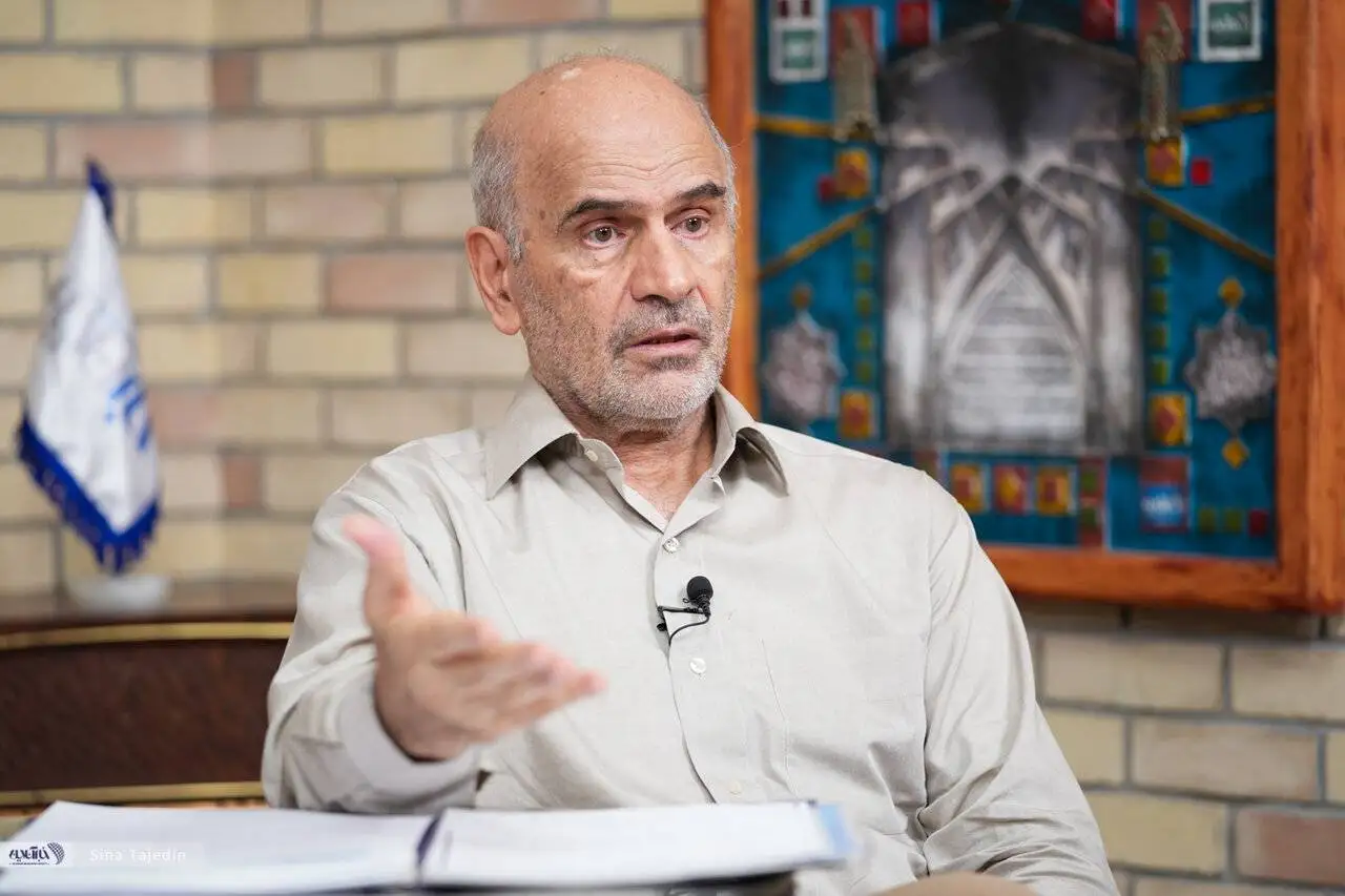 مومنی: ابرتورم در ایران همین حالا رخ داده - تورم سه رقمی سر و کله اش در گزارش رسمی پیدا شده