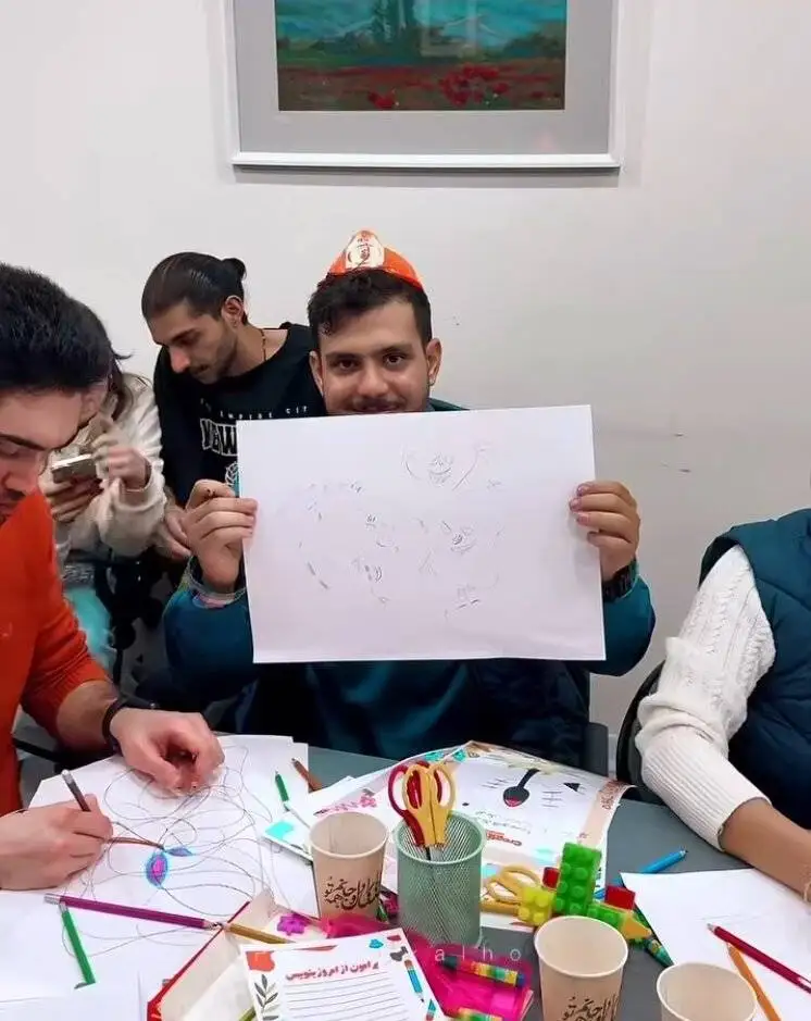کاسبی با دورهمی های خاص - ماجرای مهدکودک بزرگسالان چه بود؟