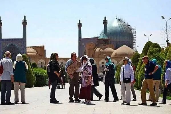 مأموریت تازه پزشکیان به وزیر؛ دعوت از سلبریتی های یک کشور برای سفر به ایران