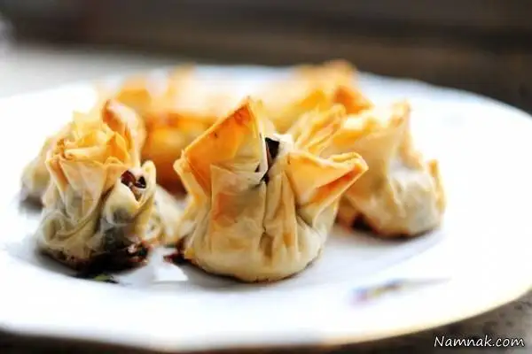 درست کردن بقچه گوشت خانگی؛ یک غذای خوشمزه با ظاهری متفاوت