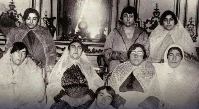تصاویر کمتر دیده شده از حرمسرای مظفرالدین شاه - ببینید