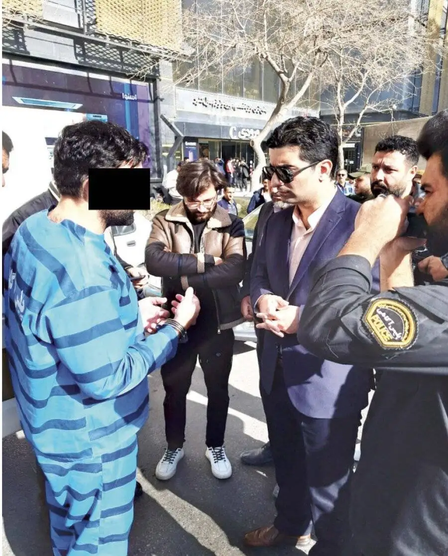 جنایت ناگوار مرد جوان مقابل سالن سینما+ تصاویر  -  مقتول در تاریکی سینما مزاحم همسرم شد