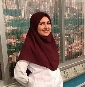 آیا شامپو واقعا باعث ریزش موها می شود؟ - به این علت شامپو را به ساقه موهایتان نزنید