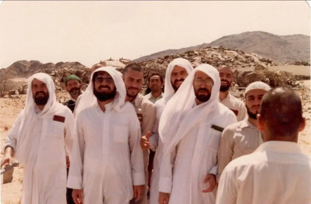 تصویر - تصویری زیرخاکی و قدیمی از آیت الله جماران، سید محمد خاتمی و حسن روحانی در سفر حج