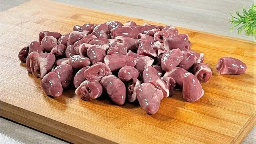 درست کردن جغور بغور با دل مرغ ؛ غذای نانی ساده و پرطرفدار