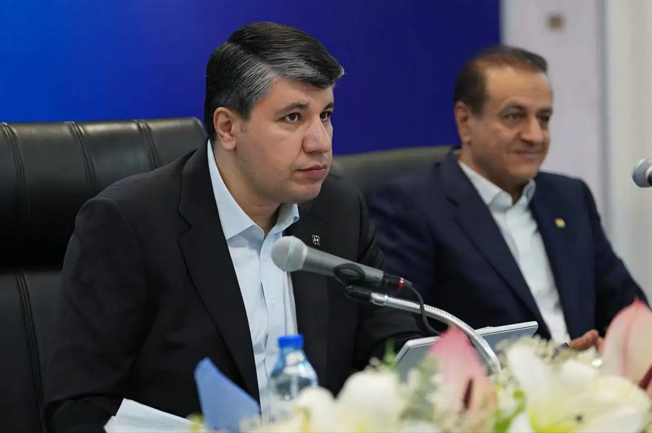 تاکید بر ارتقای کیفی شاخص ها در بانک صادرات ایران - افشین خانی: اعتماد پایدار مشتریان، پشتوانه اصلی توسعه است