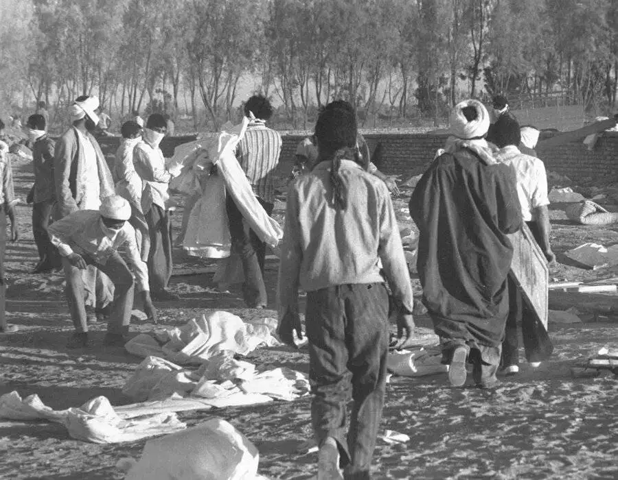 روایت مهدی زارع از سیاسی ترین زمین لرزه تاریخ ایران؛ وقتی امدادرسانی به سلاح مخالفان شاه تبدیل شد - باز شدن پای روحانیون و چپ ها به میدان سیاست