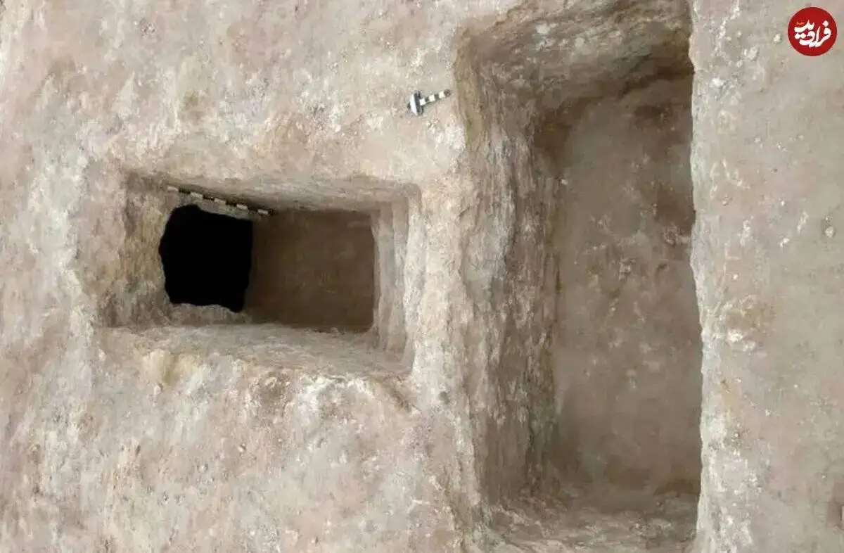 کشف مقبره در زیر یک اردوگاه نظامی + عکس