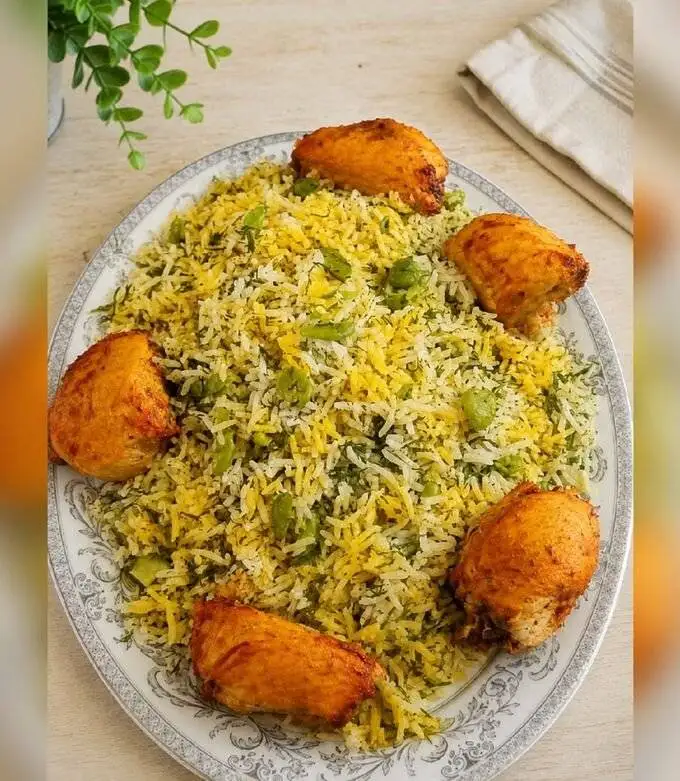شوید پلو با مرغ مجلسی تر است یا گوشت؟