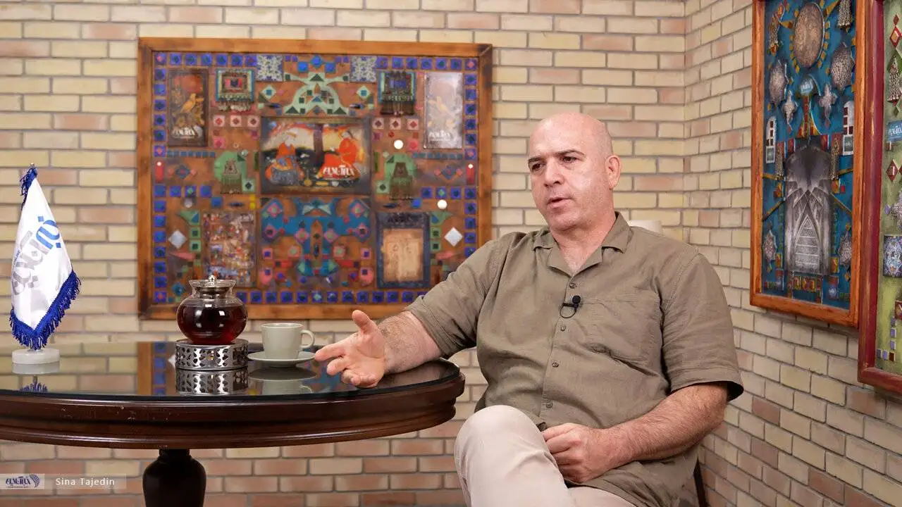 دبیر پیشین کانون صرافان: عبور دلار از مرز 245 هزار تومان قابل پیش بینی نبود - گرانی دلار، طلا را هم گران کرد