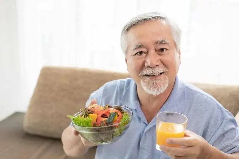 اگر افسرده اید، این غذاها را کمتر بخورید!