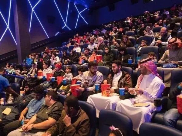 جنگ، پول و رؤیای محمد بن سلمان؛ پشت پرده عقب نشینی فرهنگی عربستان چیست؟ - سعودی ها ترمز چشم انداز 2030 را کشیدند