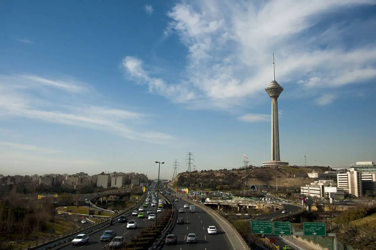 وقتی زمین به آسمان رسید - روایتی تصویری به مناسبت 16مهر، سالروز گشایش برج میلاد
