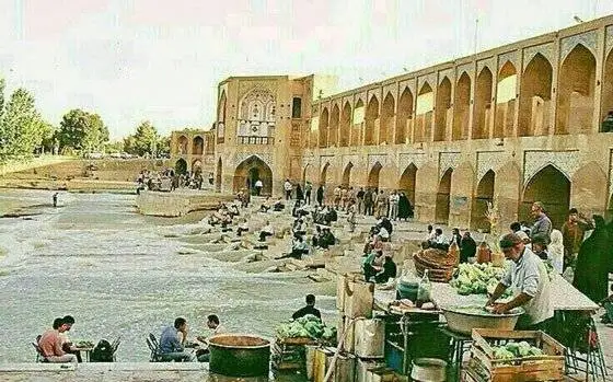 روزی برای زاینده رود - تصاویر جالب از زنده رود اصفهان از گذشته تا امروز