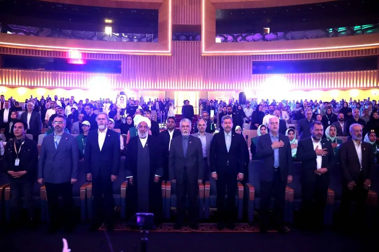 از بغض عموپورنگ برای مادرش تا شادی بچه ها از دیدن عمو فیتله ای ها؛ روایت های تلخ و شیرین جشنواره فیلم کودک اصفهان
