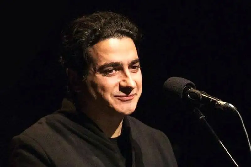 بازگشت همایونِ همایون  -  آیا همایون شجریان می تواند مخاطبان پاپ را با موسیقی ایرانی آشتی دهد؟