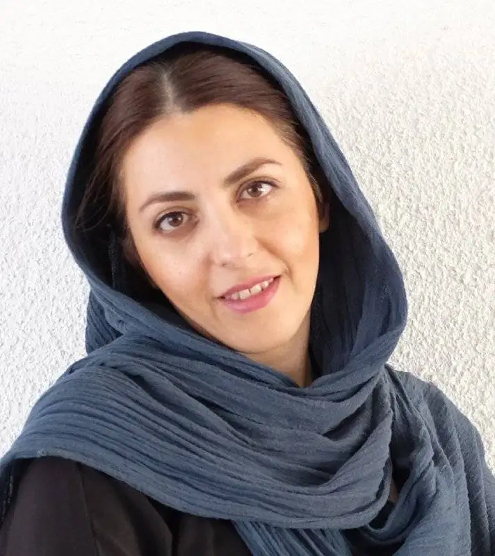 یادگار دفتر مشق محمد مینابی در پوستر جشنواره تئاتر کودک  -  مرضیه سرمشقی: نمی خواستیم پوستر به بیانیه ای مستقیم تبدیل شود