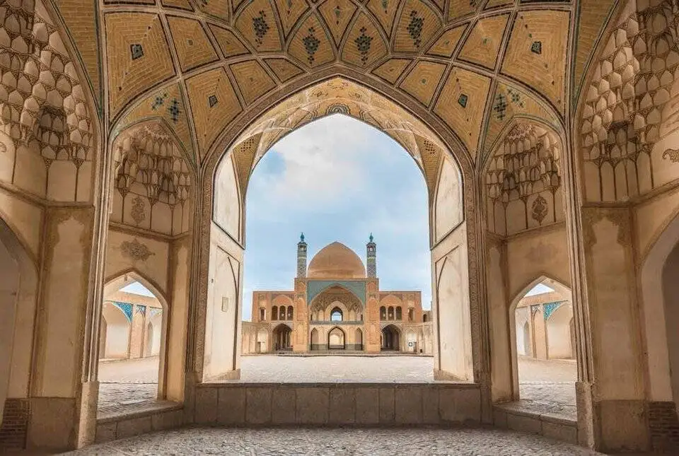 میراث ناشناخته - تصاویری از بناهای برجای مانده و کمتر شناخته شده از عصر قاجار