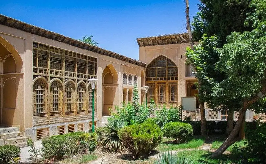 میراث ناشناخته - تصاویری از بناهای برجای مانده و کمتر شناخته شده از عصر قاجار