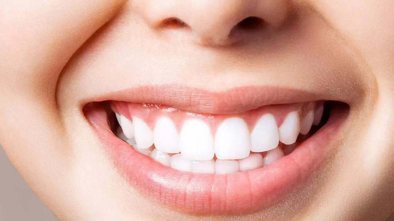 ۲۰ ماده غذایی مفید و مضر برای دهان و دندان در دوران کرونا