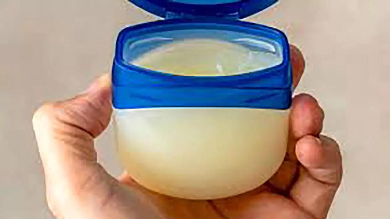 نقش وازلین در زیباتر شدن شما