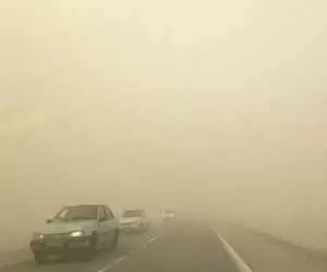 ویدیو  -  تصاویر ترسناک از طوفان شن در مسیر جاده زاهدان