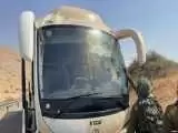 یک اتوبوس اسرائیلی در کرانه باختری مورد حمله قرار گرفت + ویدیو  -  2 نفر مجروح شدند