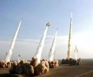 ویدیو  -  تصاویری کامل از لحظه پرتاب موشک های بالستیک سپاه به سوی اسرائیل