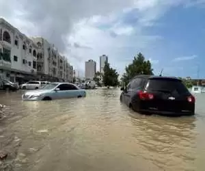 (فیلم) بارش شدید باران و آب گرفتگی خیابان های دبی
