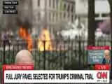 یک نفر در مقابل دادگاه ترامپ خودش را به آتش کشید + جزئیات